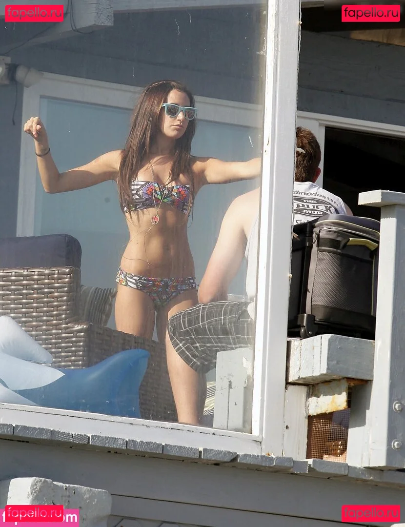 Ashley Tisdale Onlyfans Photo Gallery 