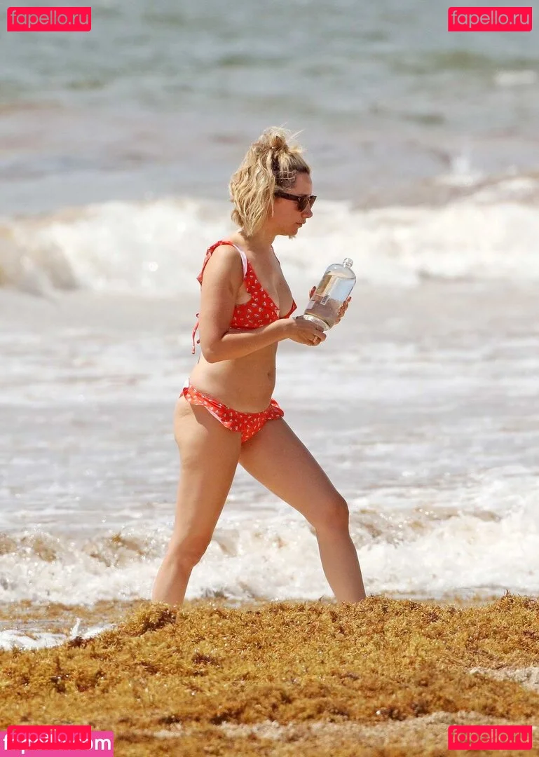 Ashley Tisdale Onlyfans Photo Gallery 