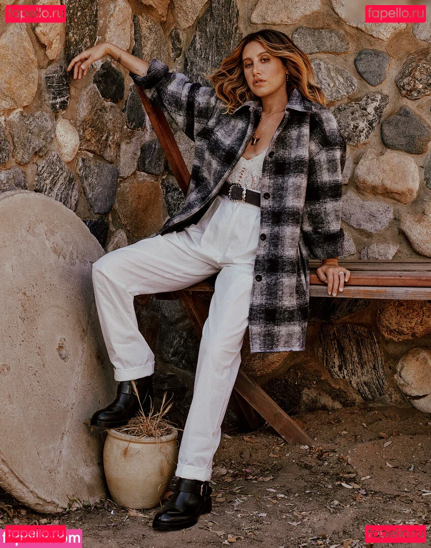 Ashley Tisdale Onlyfans Photo Gallery 