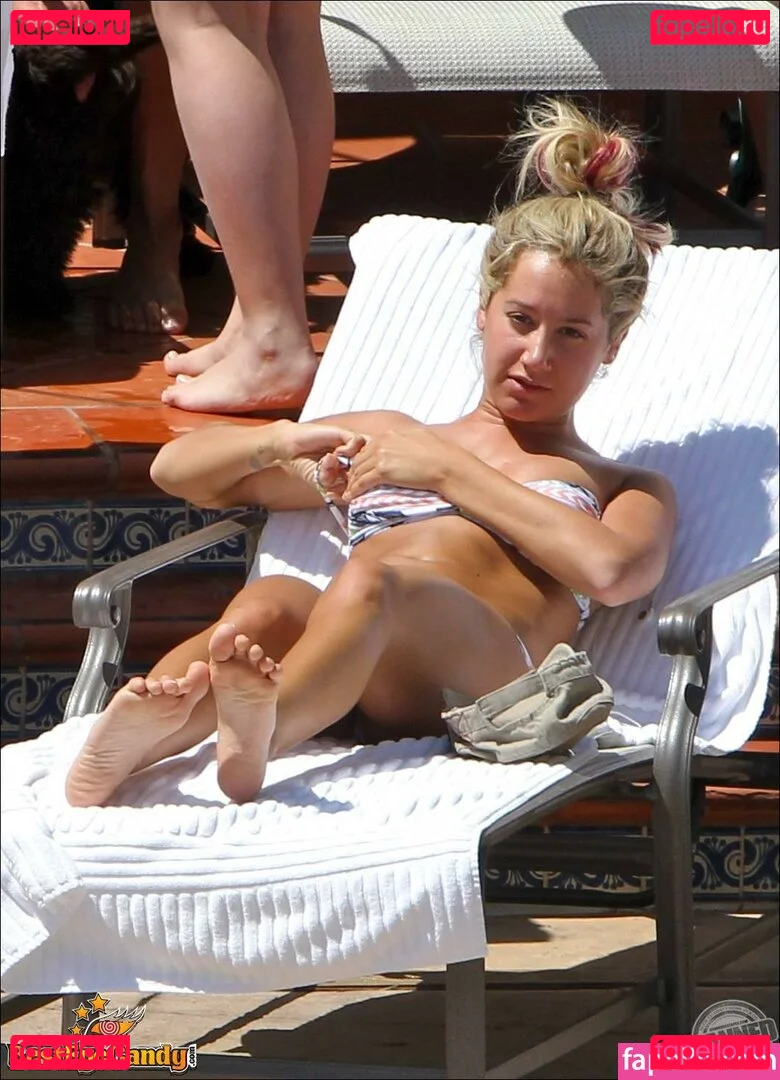 Ashley Tisdale Onlyfans Photo Gallery 