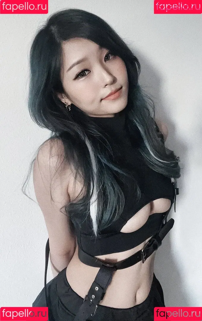 Kang Hee Yoon Onlyfans Photo Gallery 
