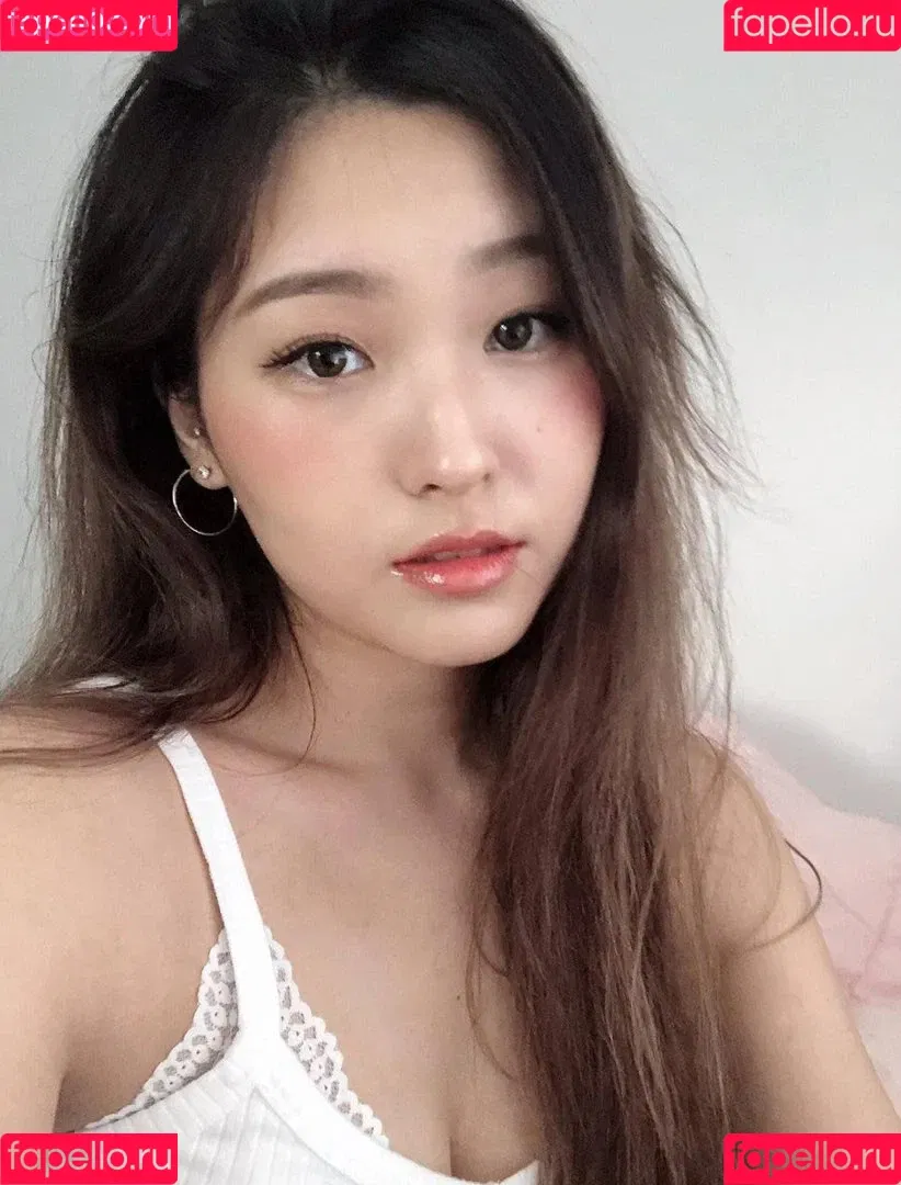 Kang Hee Yoon Onlyfans Photo Gallery 
