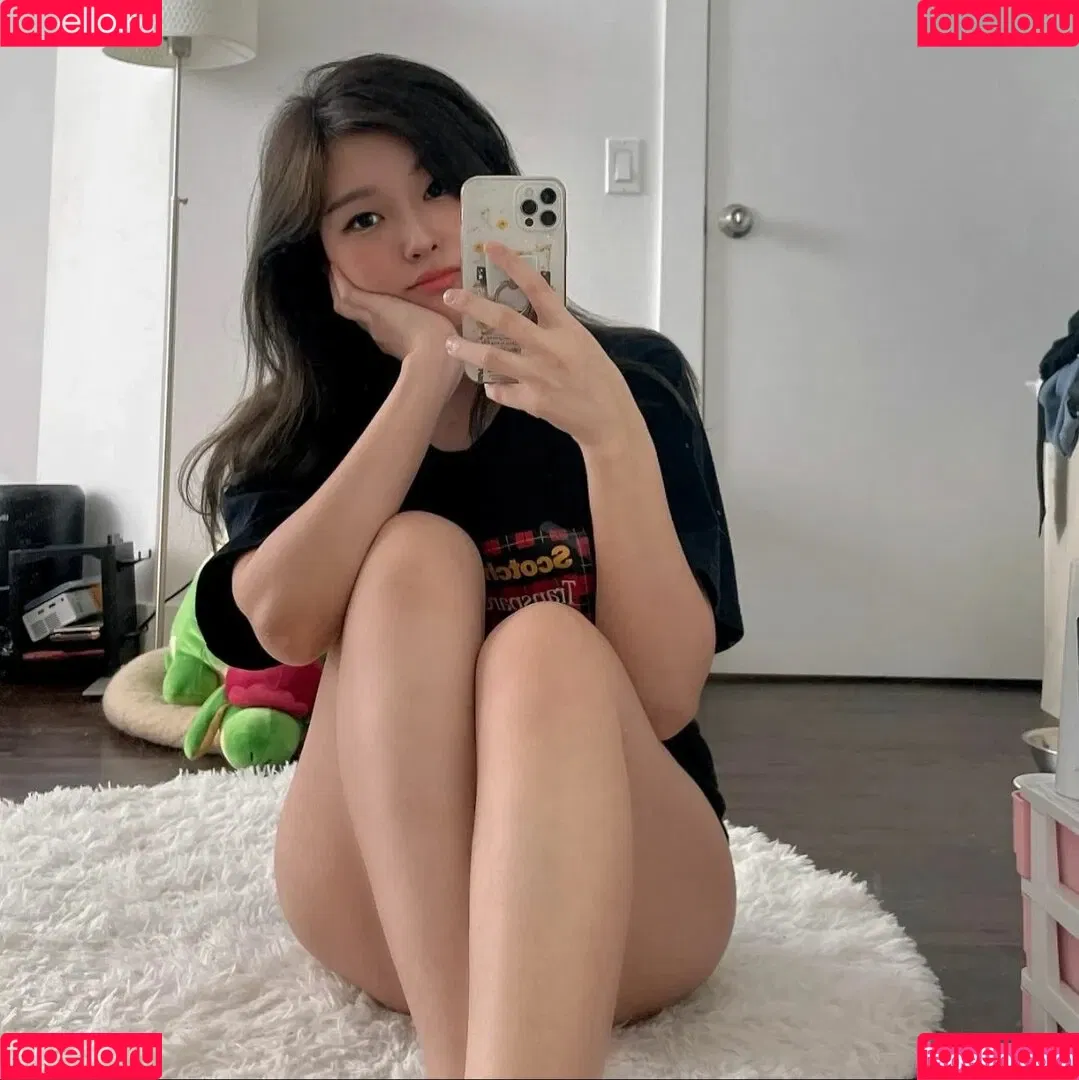 Kang Hee Yoon Onlyfans Photo Gallery 