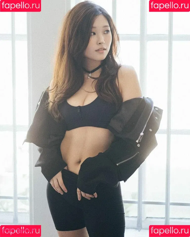 Kang Hee Yoon Onlyfans Photo Gallery 