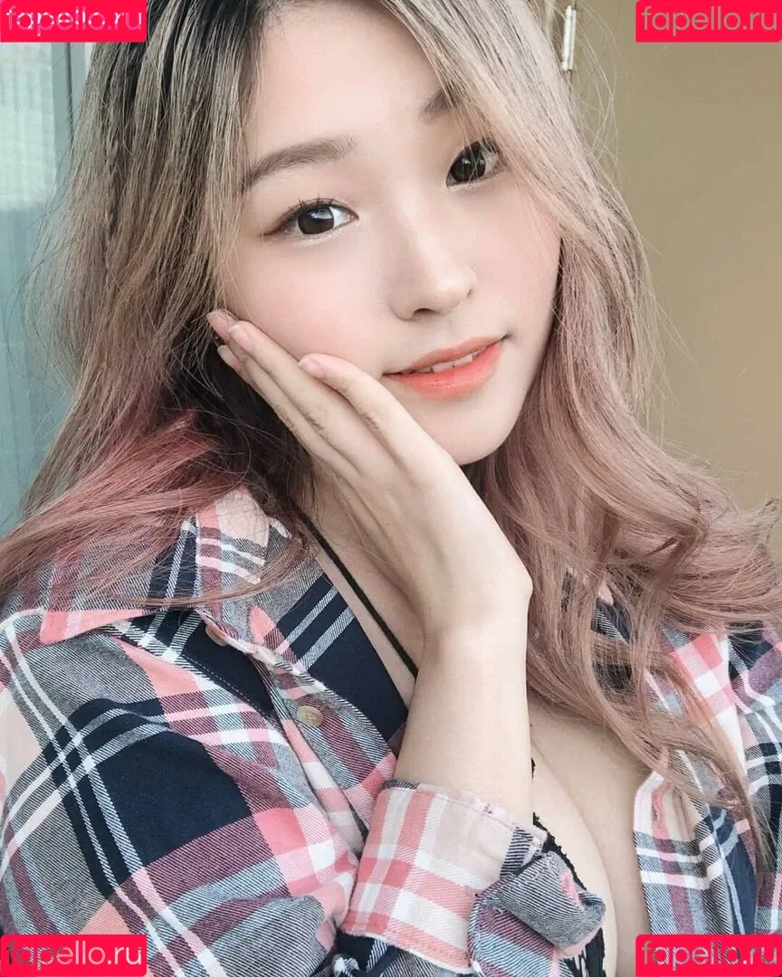 Kang Hee Yoon Onlyfans Photo Gallery 