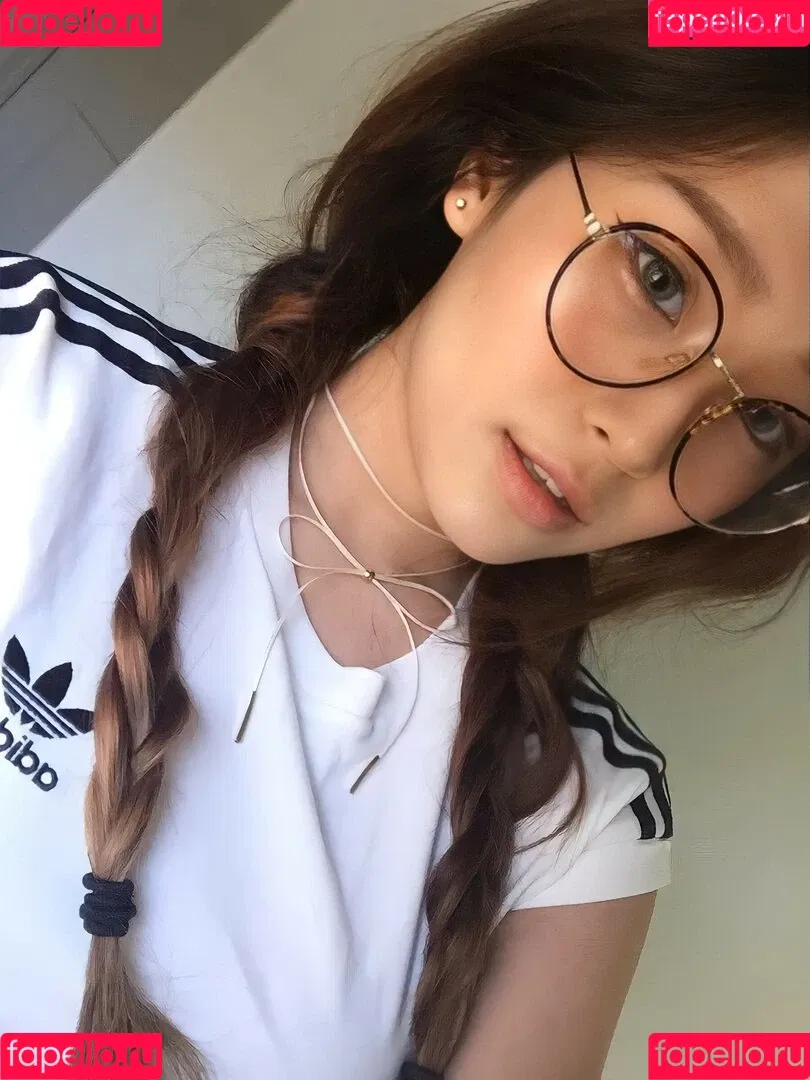 Kang Hee Yoon Onlyfans Photo Gallery 