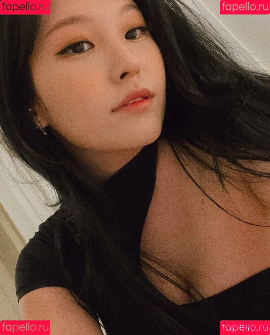 Kang Hee Yoon Onlyfans Photo Gallery 