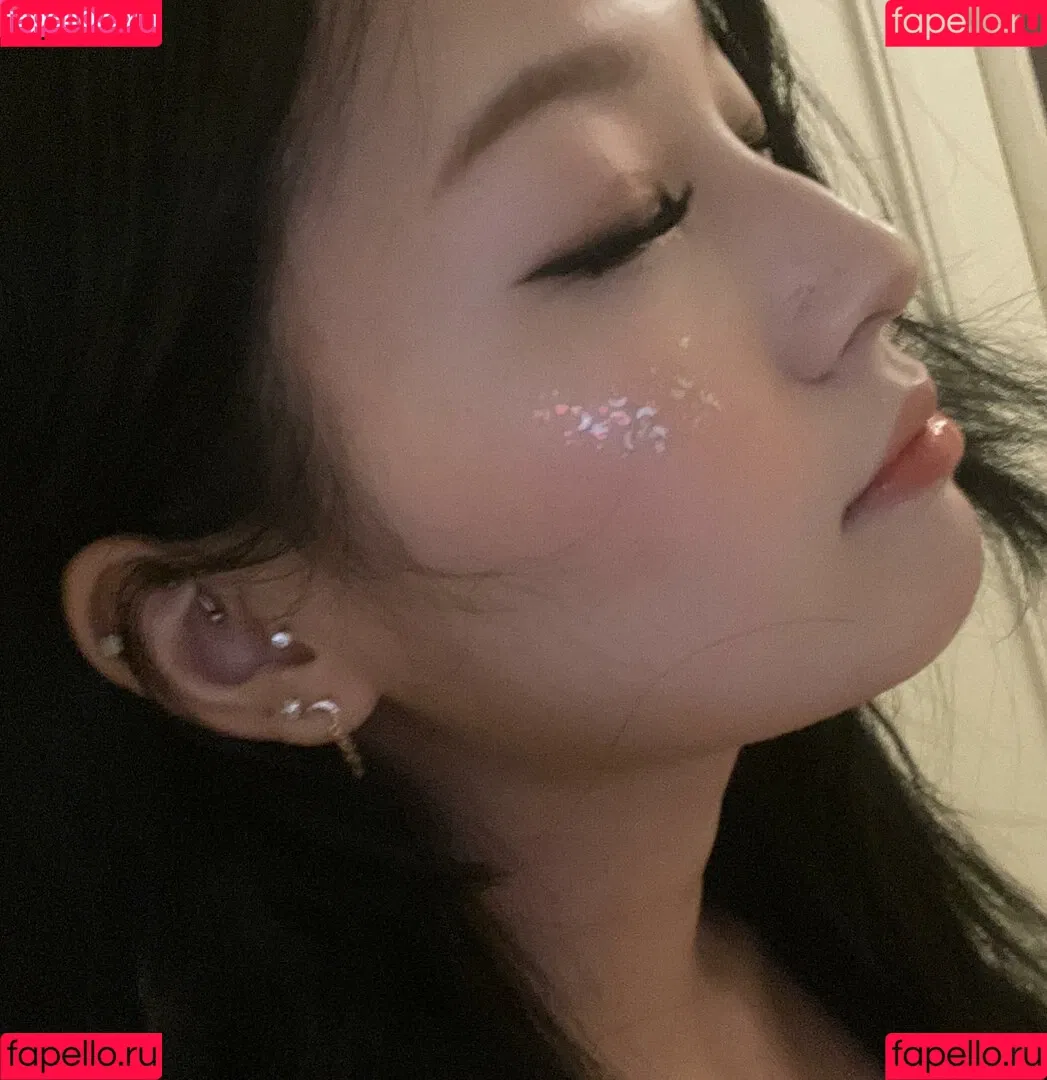 Kang Hee Yoon Onlyfans Photo Gallery 