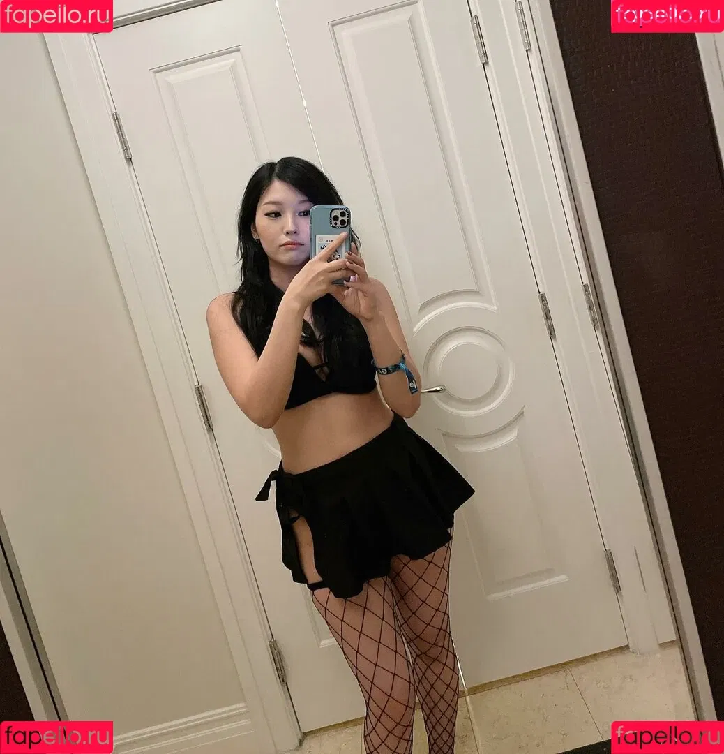 Kang Hee Yoon Onlyfans Photo Gallery 