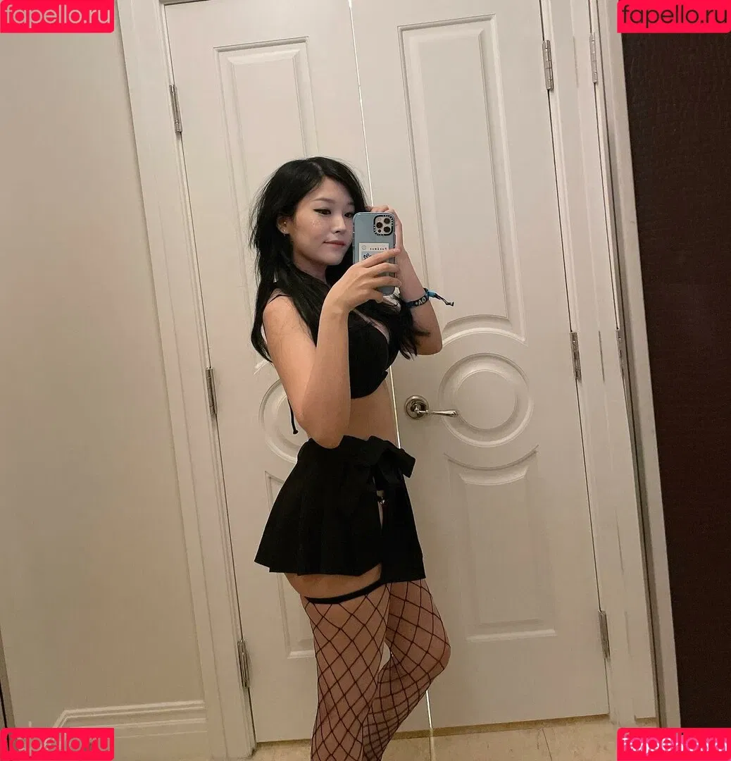 Kang Hee Yoon Onlyfans Photo Gallery 