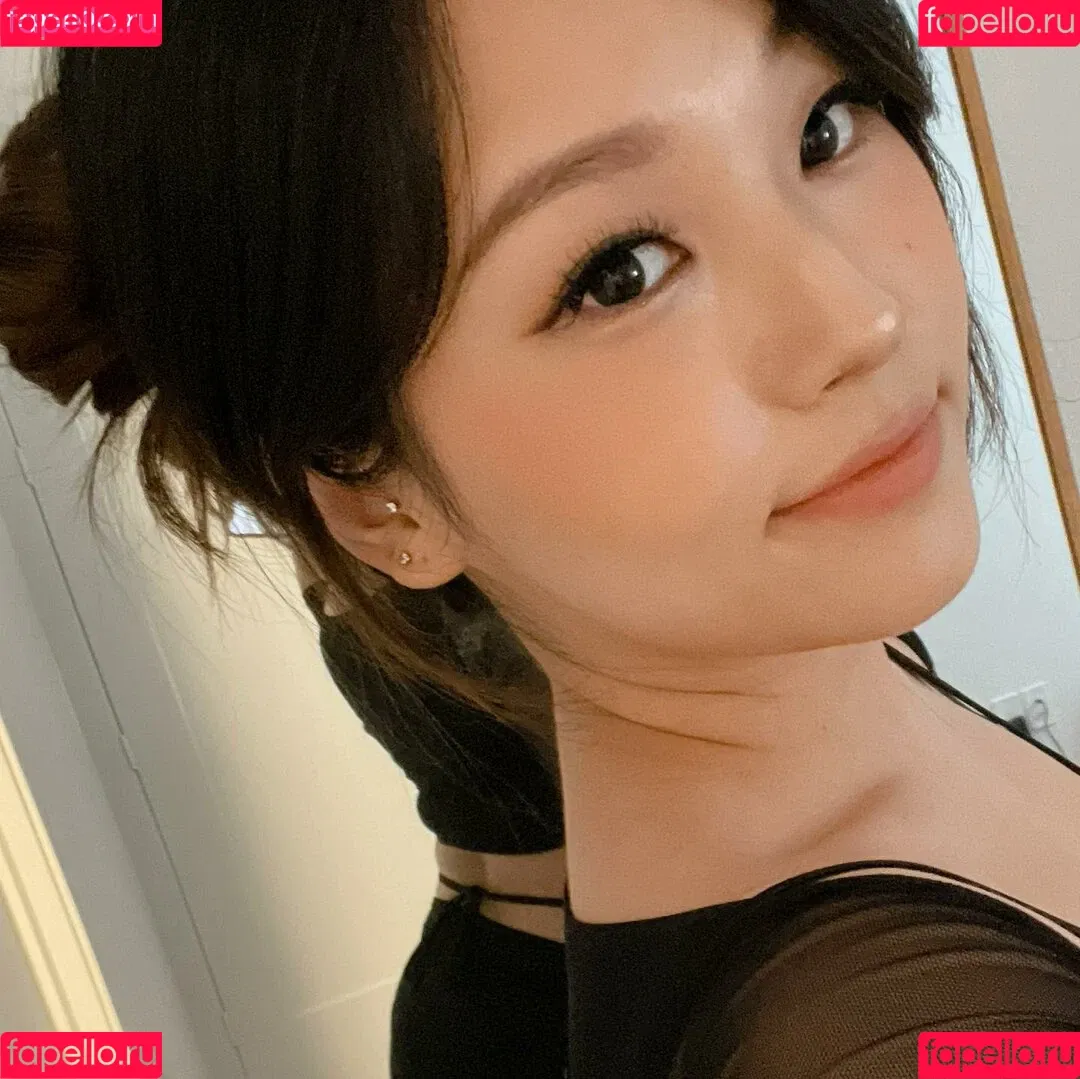 Kang Hee Yoon Onlyfans Photo Gallery 