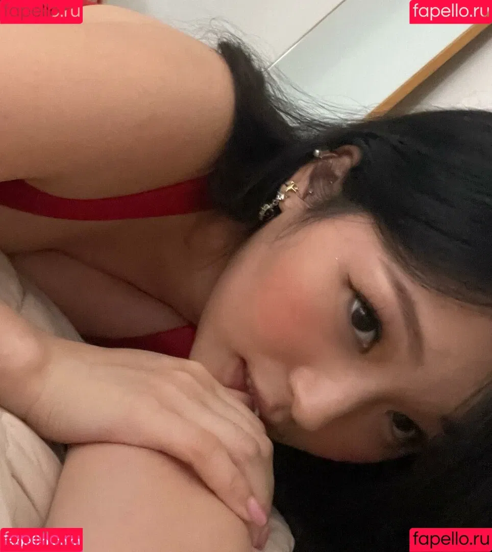Kang Hee Yoon Onlyfans Photo Gallery 