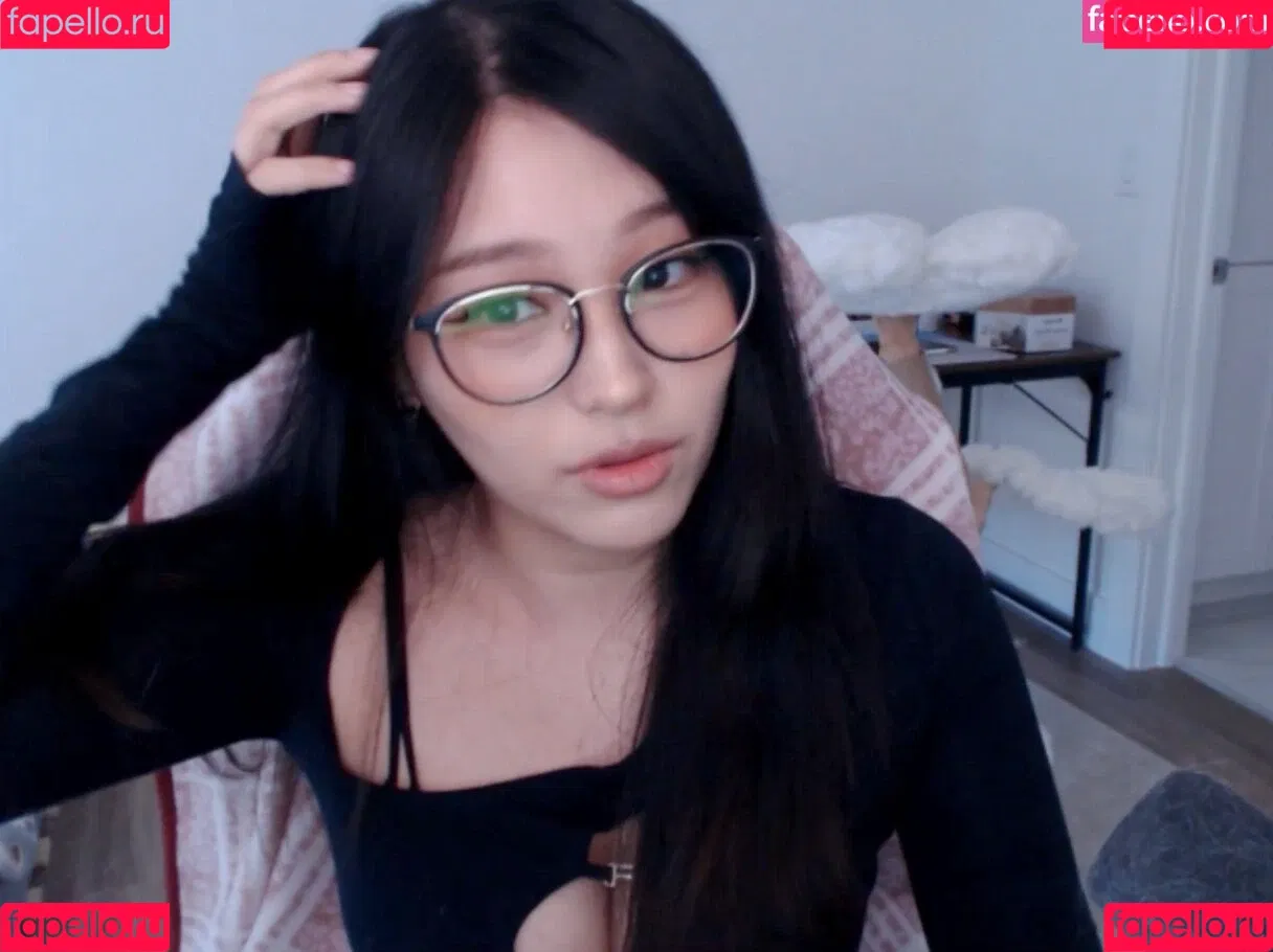 Kang Hee Yoon Onlyfans Photo Gallery 