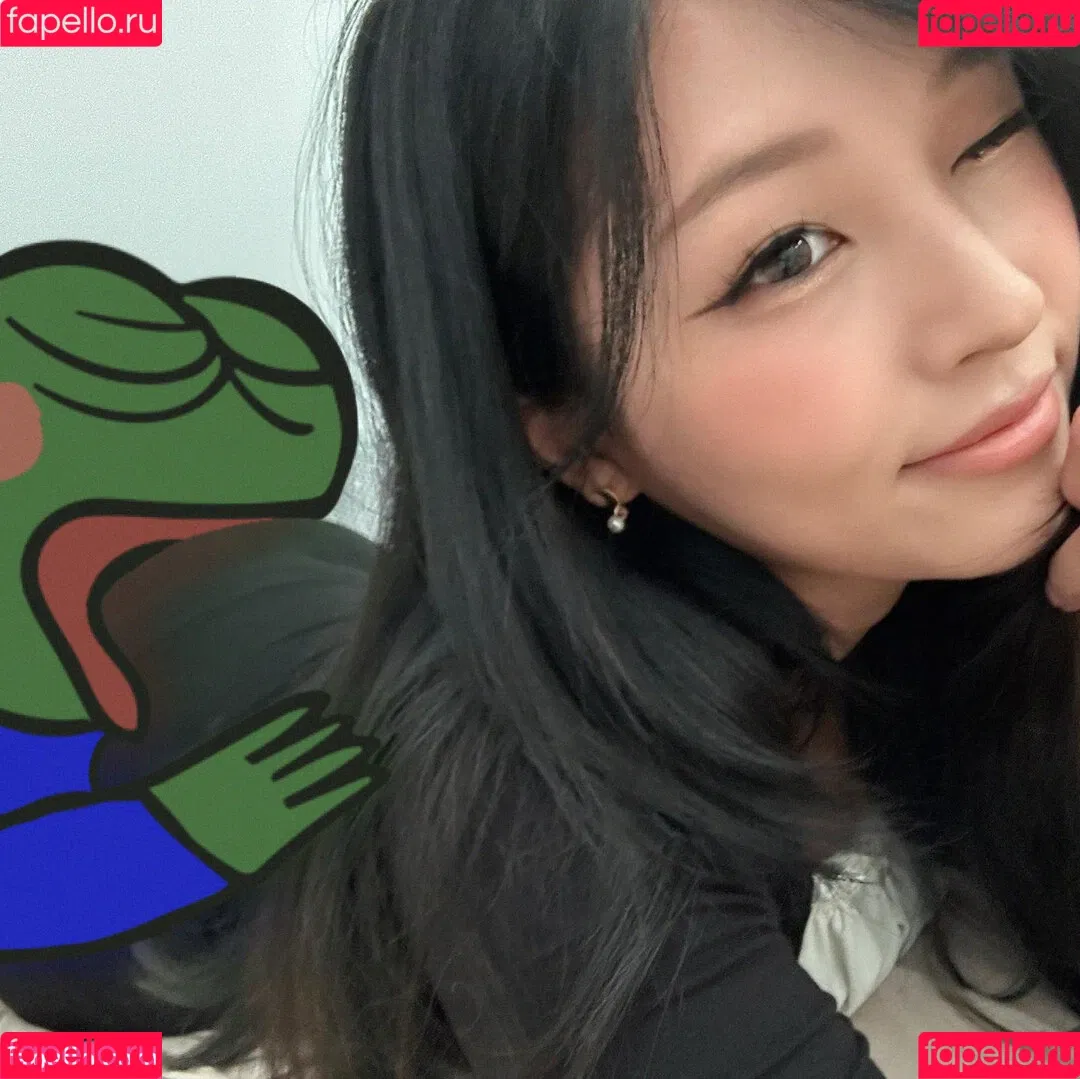 Kang Hee Yoon Onlyfans Photo Gallery 