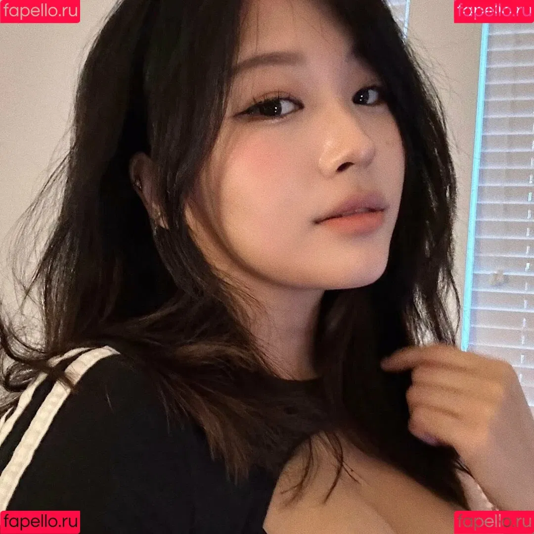 Kang Hee Yoon Onlyfans Photo Gallery 