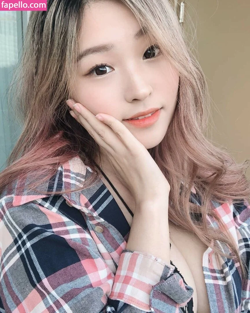 Kang Hee Yoon Onlyfans Photo Gallery 