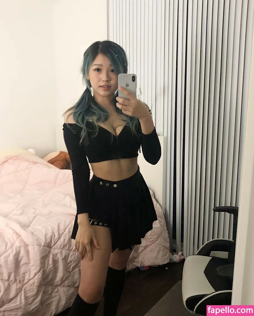 Kang Hee Yoon Onlyfans Photo Gallery 