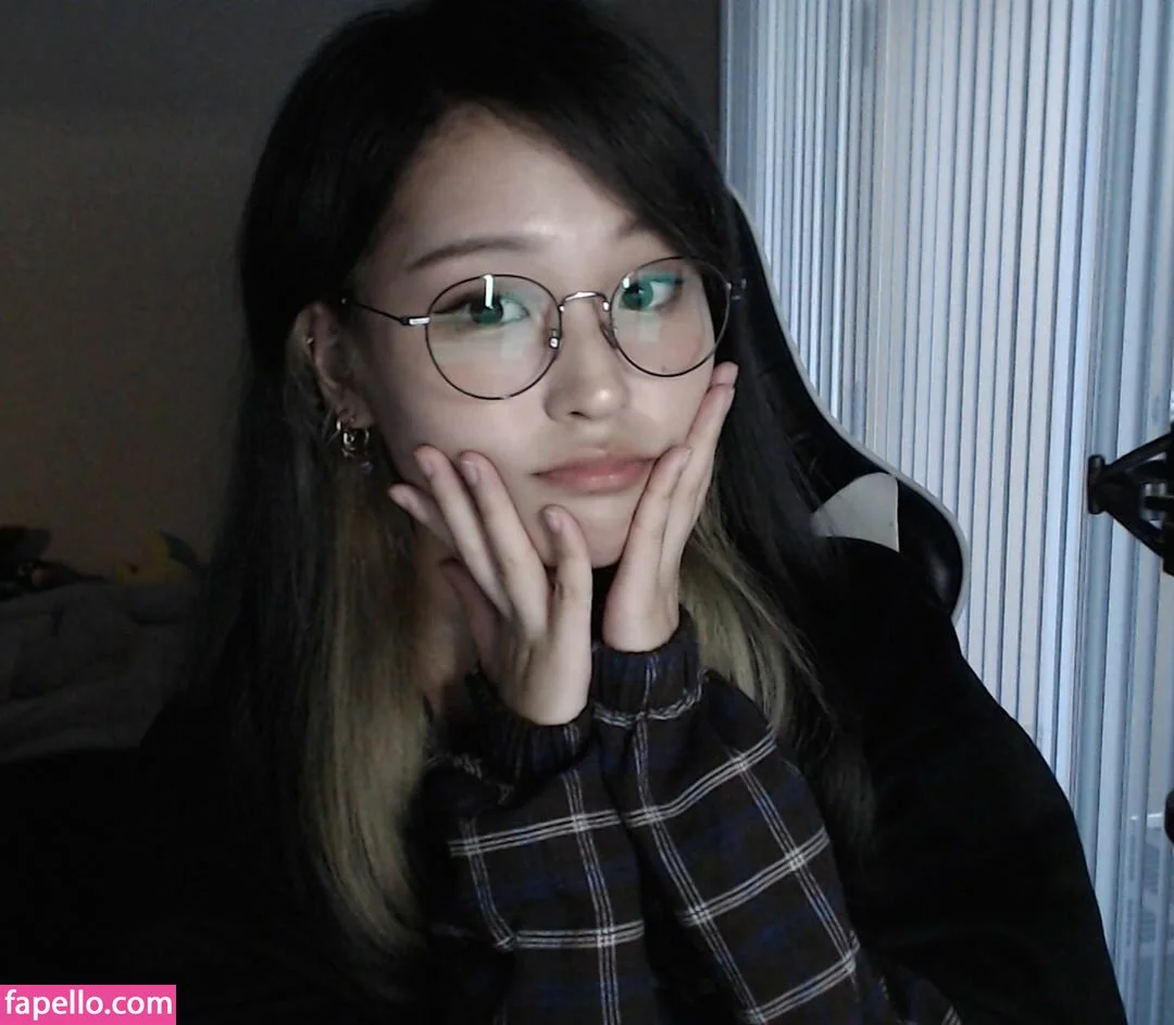 Kang Hee Yoon Onlyfans Photo Gallery 