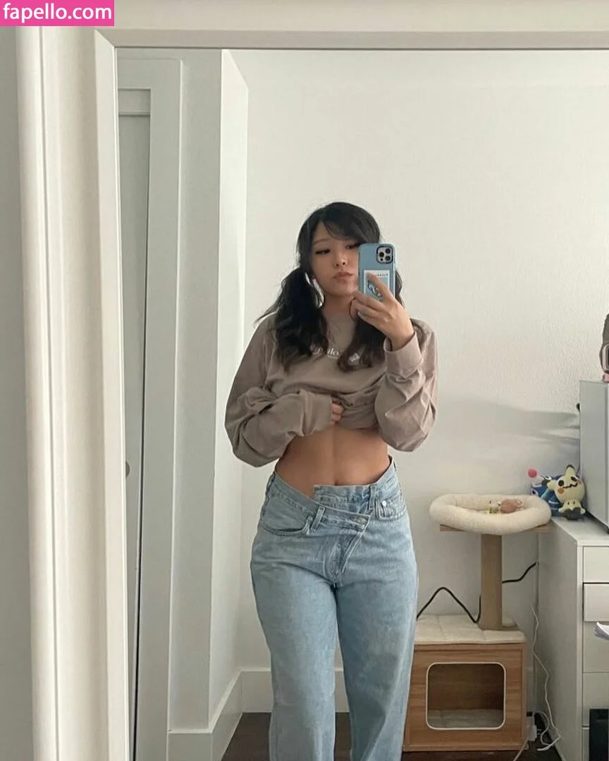 Kang Hee Yoon Onlyfans Photo Gallery 