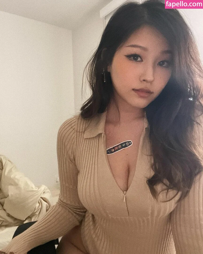 Kang Hee Yoon Onlyfans Photo Gallery 