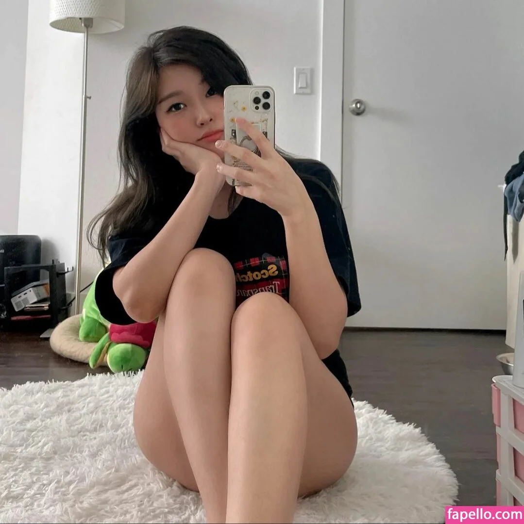 Kang Hee Yoon Onlyfans Photo Gallery 