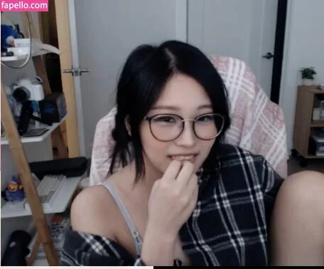 Kang Hee Yoon Onlyfans Photo Gallery 