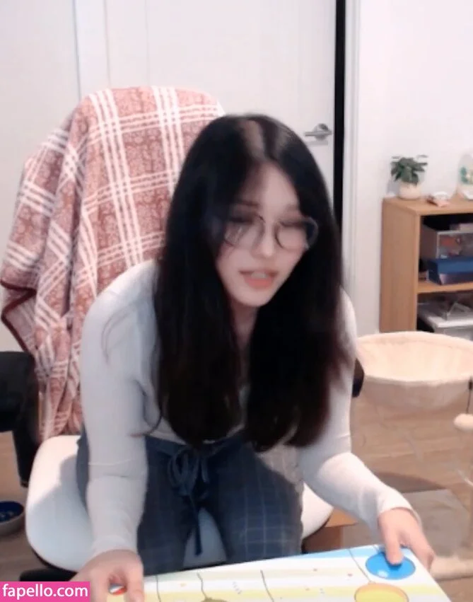 Kang Hee Yoon Onlyfans Photo Gallery 