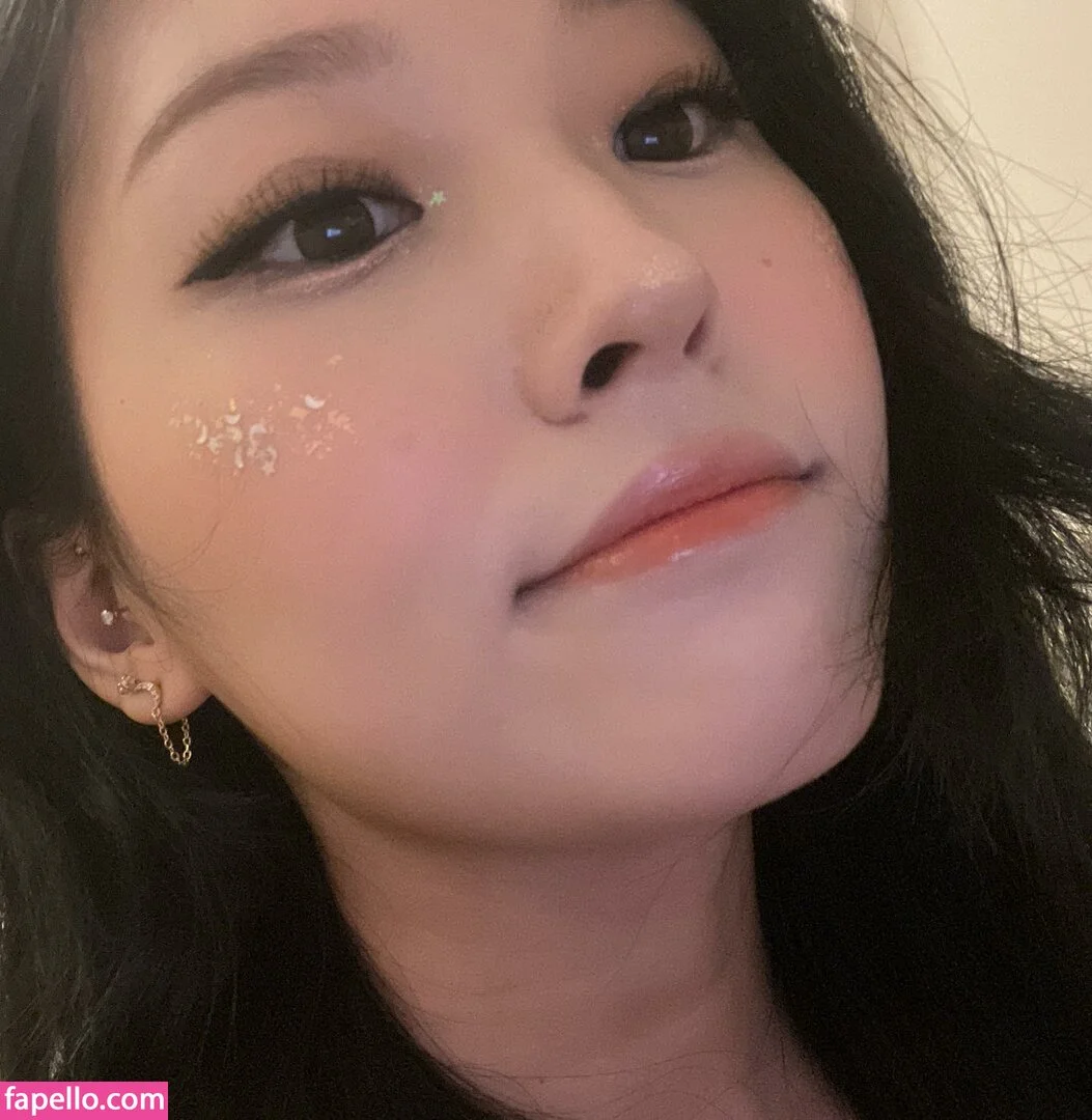 Kang Hee Yoon Onlyfans Photo Gallery 