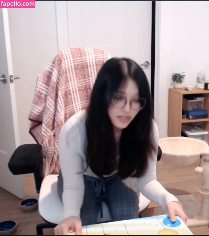 Kang Hee Yoon Onlyfans Photo Gallery 