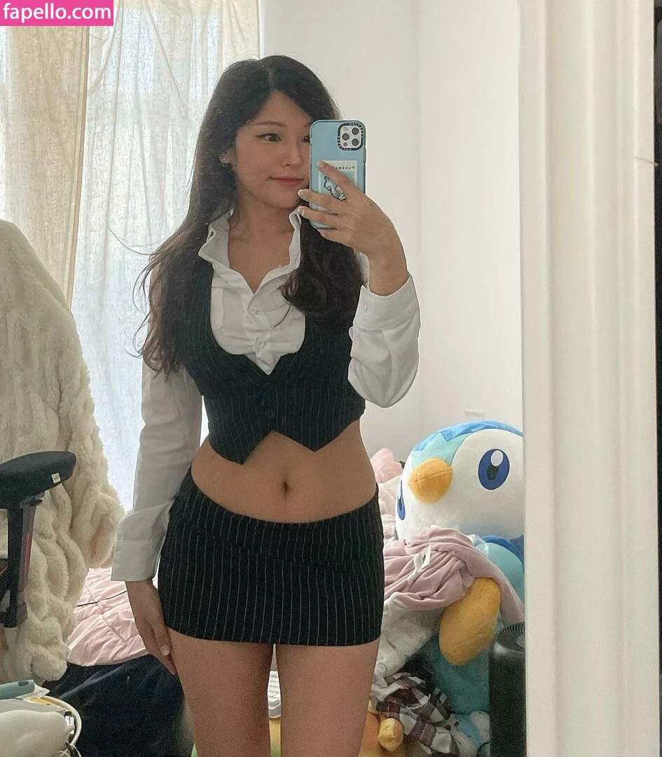 Kang Hee Yoon Onlyfans Photo Gallery 