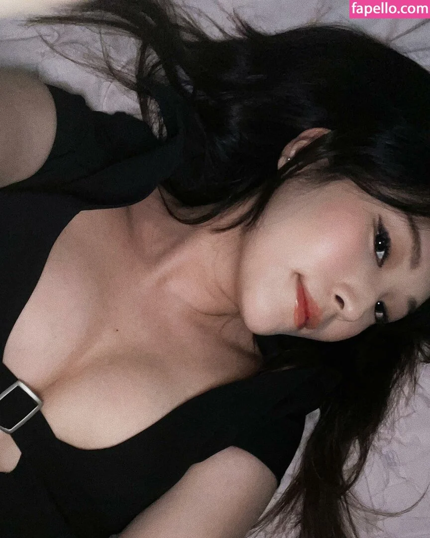 Kang Hee Yoon Onlyfans Photo Gallery 