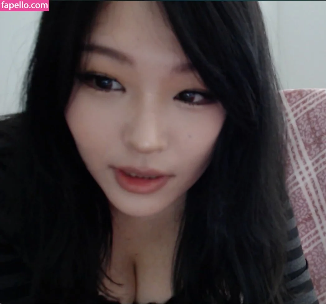 Kang Hee Yoon Onlyfans Photo Gallery 