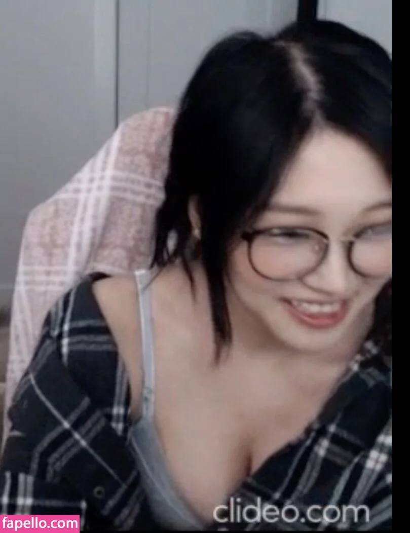 Kang Hee Yoon Onlyfans Photo Gallery 