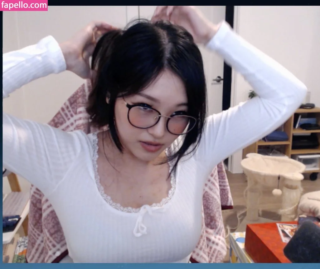 Kang Hee Yoon Onlyfans Photo Gallery 