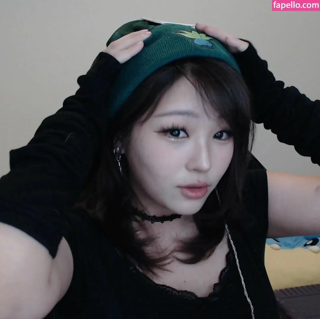 Kang Hee Yoon Onlyfans Photo Gallery 