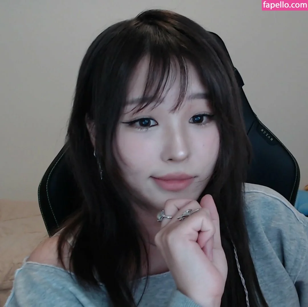 Kang Hee Yoon Onlyfans Photo Gallery 