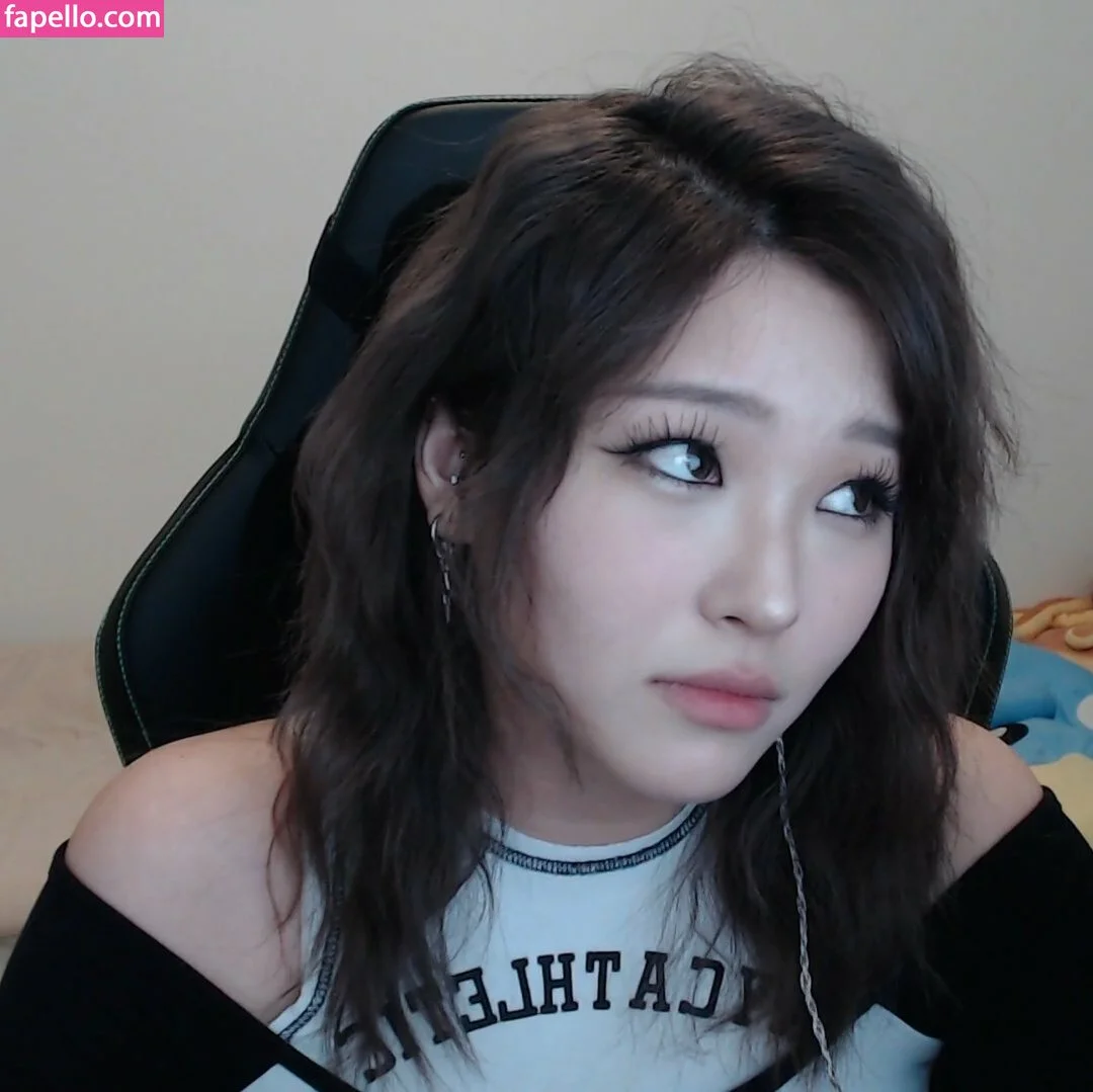 Kang Hee Yoon Onlyfans Photo Gallery 