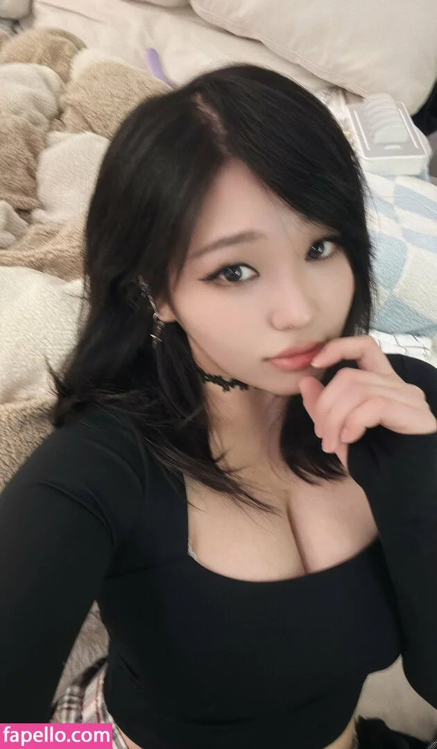 Kang Hee Yoon Onlyfans Photo Gallery 