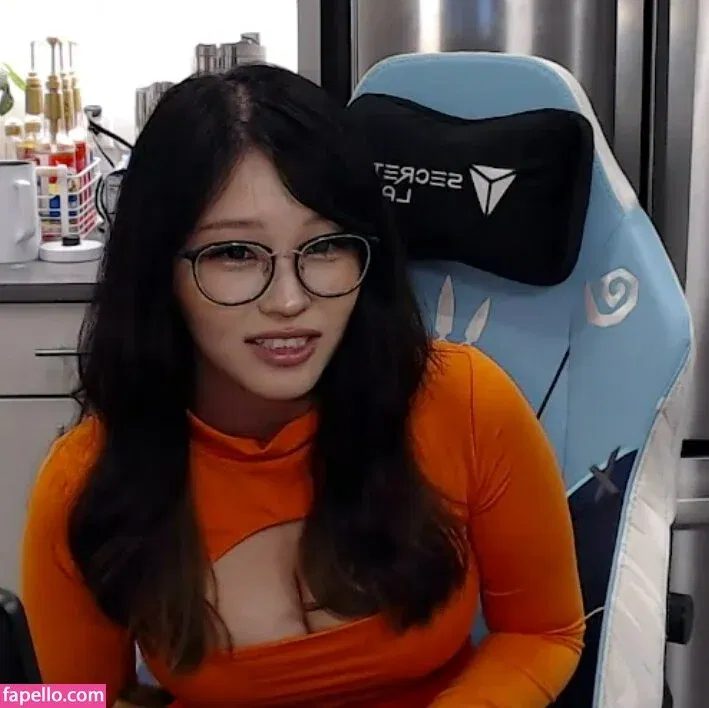 Kang Hee Yoon Onlyfans Photo Gallery 