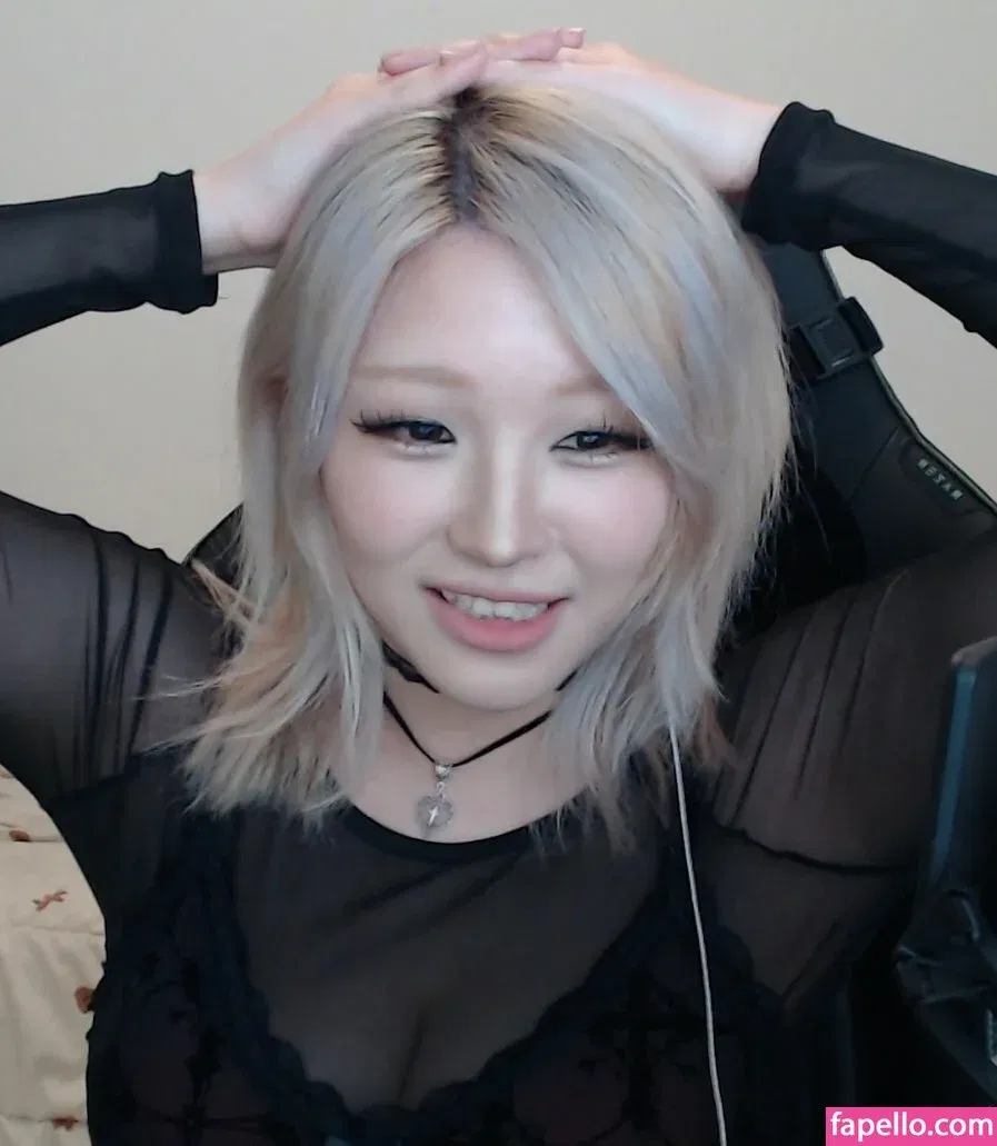 Kang Hee Yoon Onlyfans Photo Gallery 