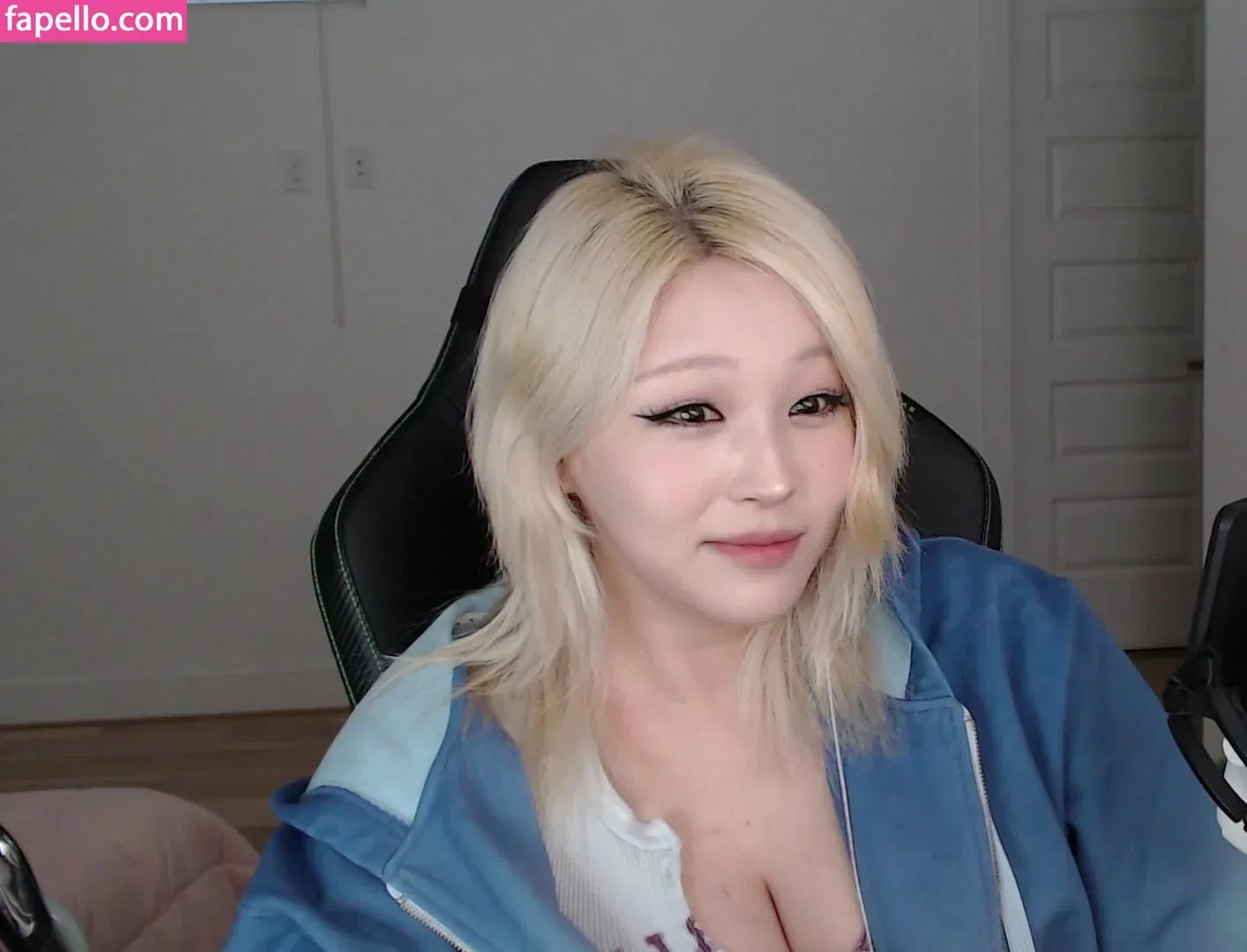 Kang Hee Yoon Onlyfans Photo Gallery 