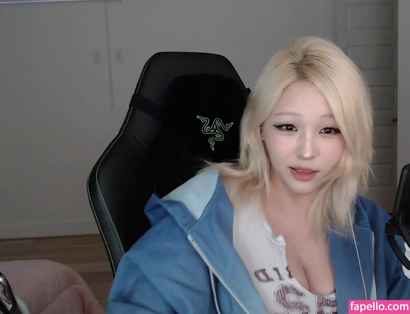 Kang Hee Yoon Onlyfans Photo Gallery 