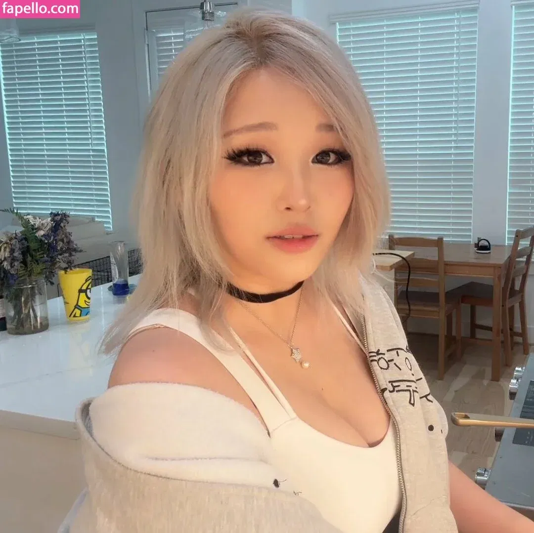 Kang Hee Yoon Onlyfans Photo Gallery 