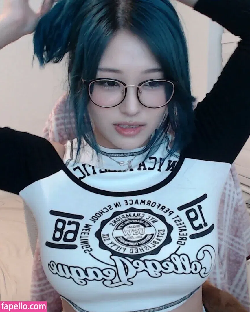 Kang Hee Yoon Onlyfans Photo Gallery 