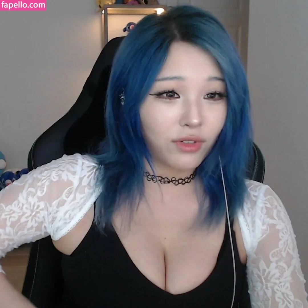 Kang Hee Yoon Onlyfans Photo Gallery 