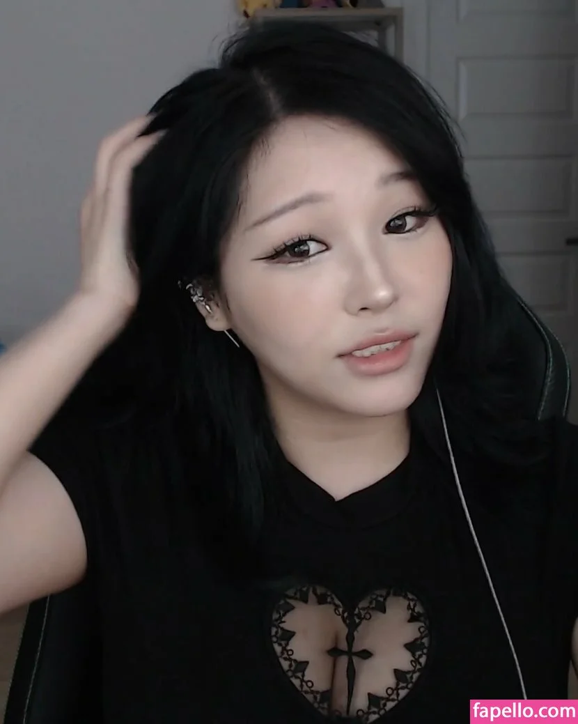 Kang Hee Yoon Onlyfans Photo Gallery 