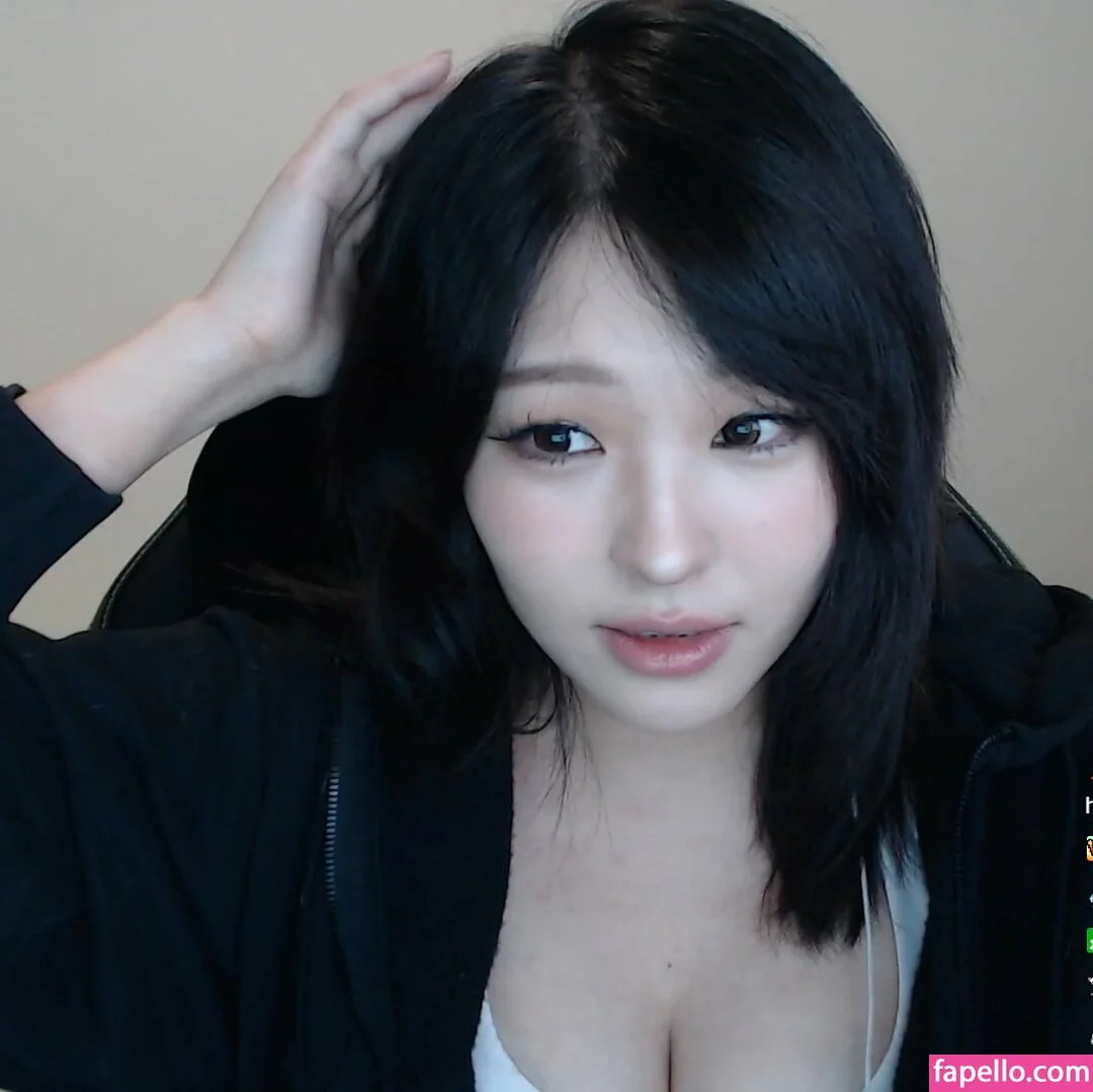 Kang Hee Yoon Onlyfans Photo Gallery 