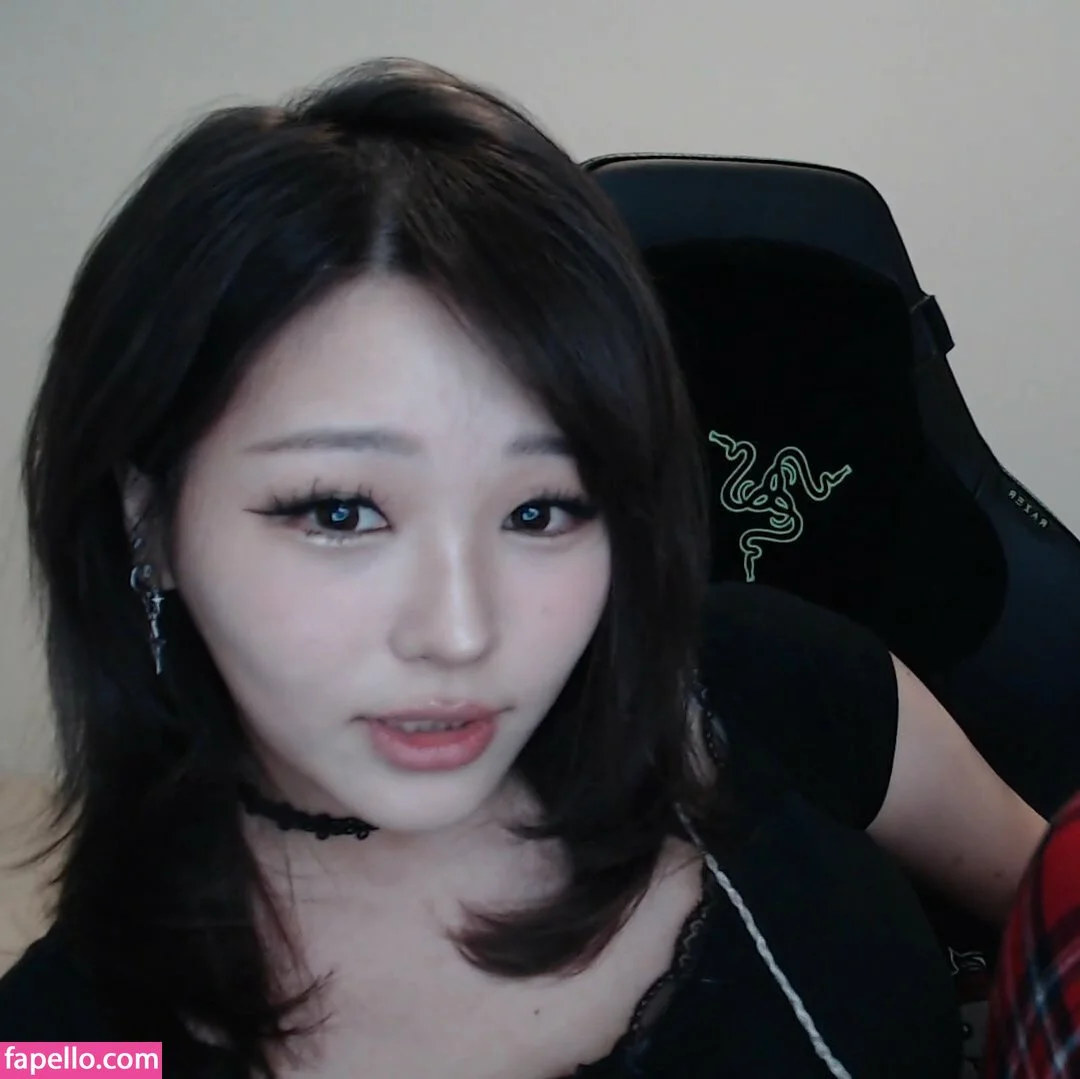 Kang Hee Yoon Onlyfans Photo Gallery 