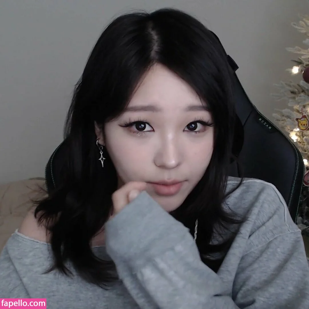 Kang Hee Yoon Onlyfans Photo Gallery 