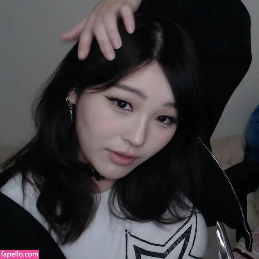 Kang Hee Yoon Onlyfans Photo Gallery 